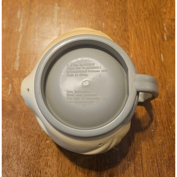 Bugs Bunny 3D Plastic Mug 1992 Warner Bros Vintage Cup Looney Tunes - Picture 4 of 8